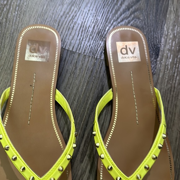 Dolce Vita Acid Yellow Stella Sandals - Picture 5 of 9